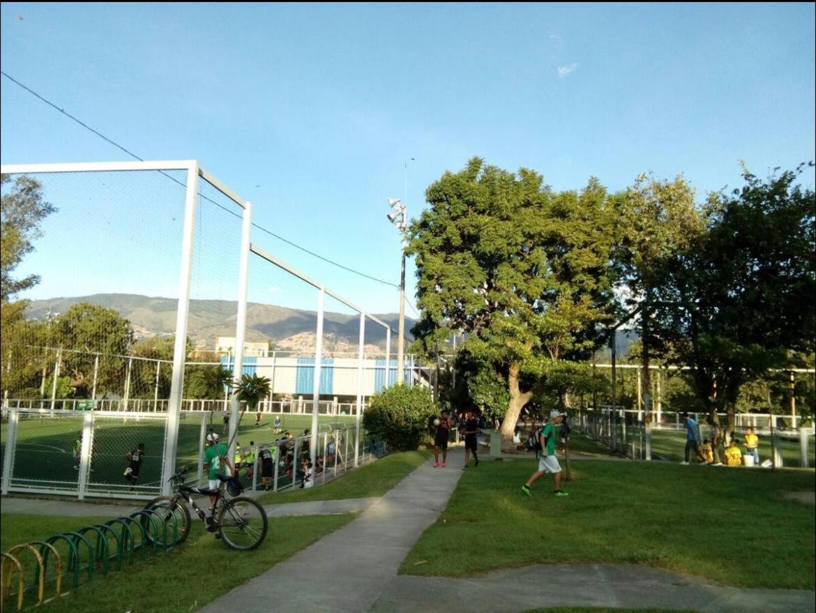 Acogedora Privada - Belen Rosales Laureles Medellín